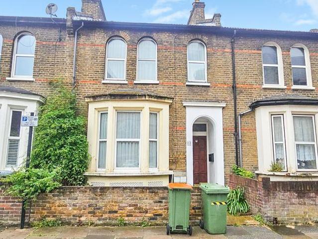 House for sale in Plaistow, Greater London