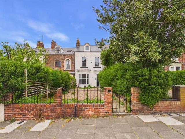 House for sale in Ashbrooke, Sunderland