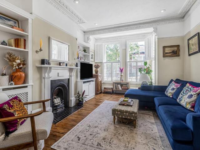 House for sale in Archway, Greater London