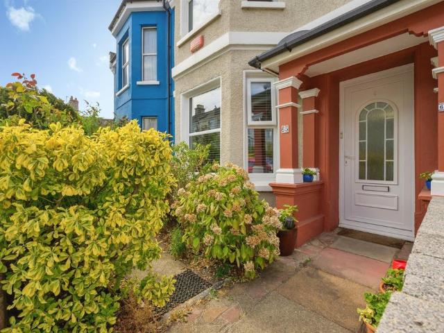 House for sale in Mount Wise