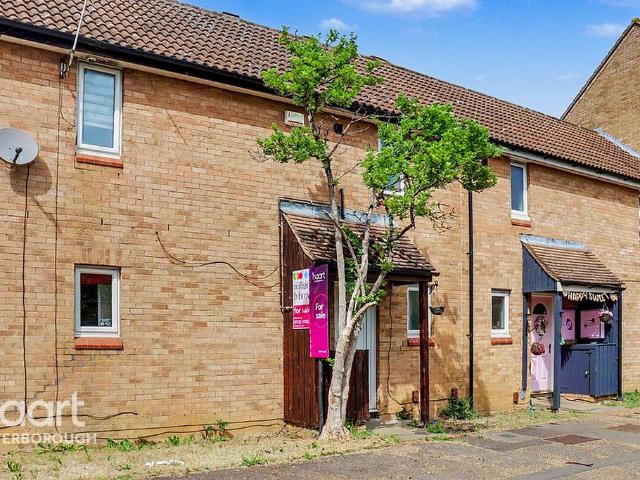 House for sale in Ortongate Centre, Peterborough