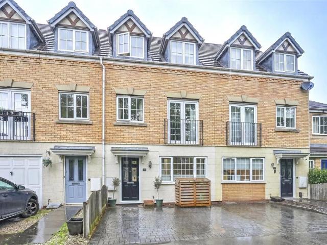 House for sale in Baswich, Staffordshire