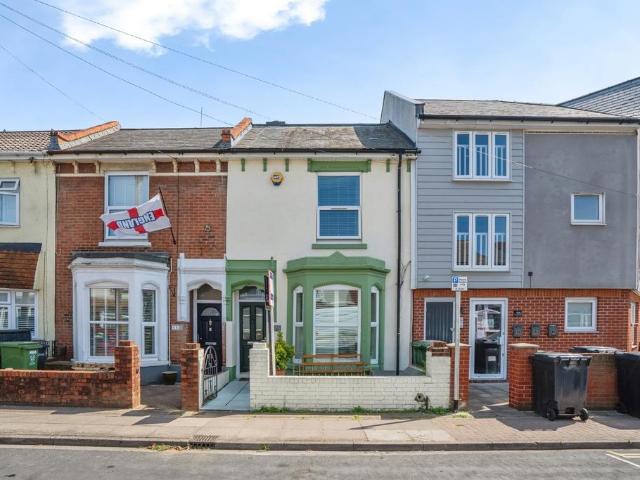 House for sale in Buckland, City Of Portsmouth