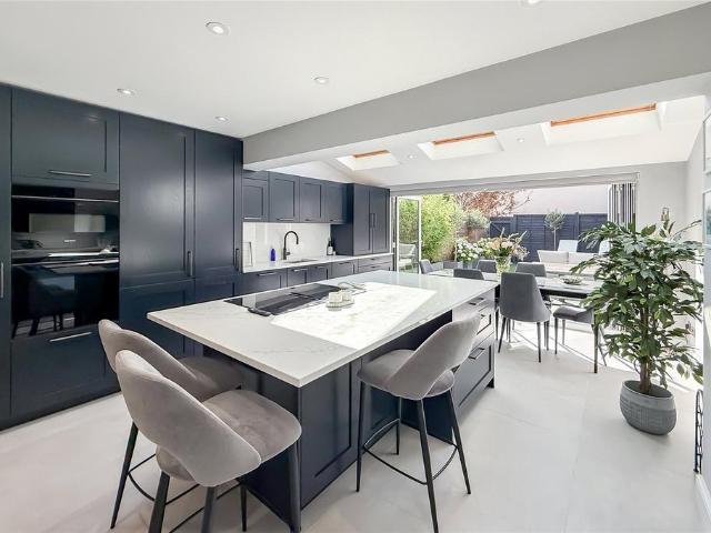 House for sale in St Albans, Five Acres