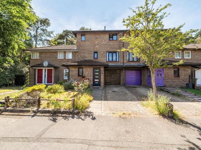 House for sale in Winkfield
