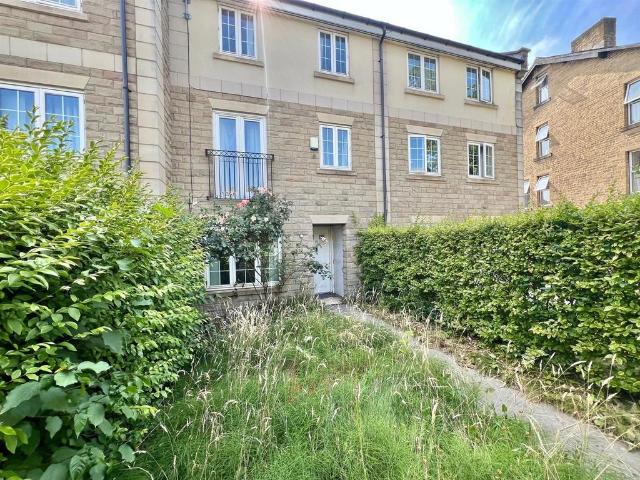 House for sale in Birkby, Huddersfield
