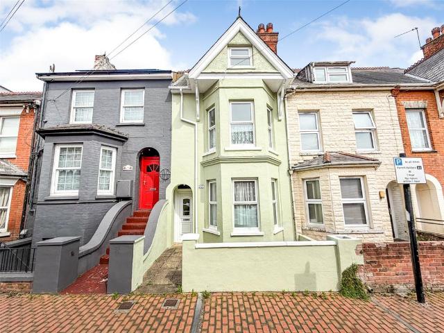 House for sale in Cargate, Aldershot