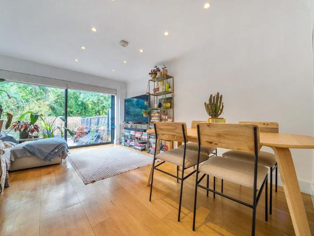 House for sale in Rotherhithe, Greater London