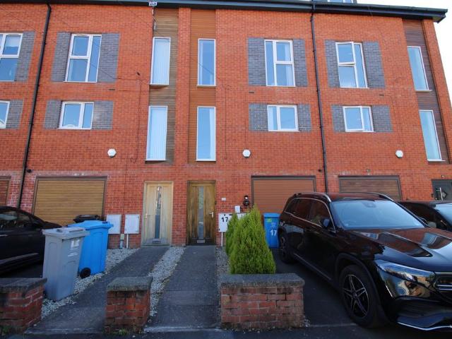 House for sale in Old Trafford, Trafford Park