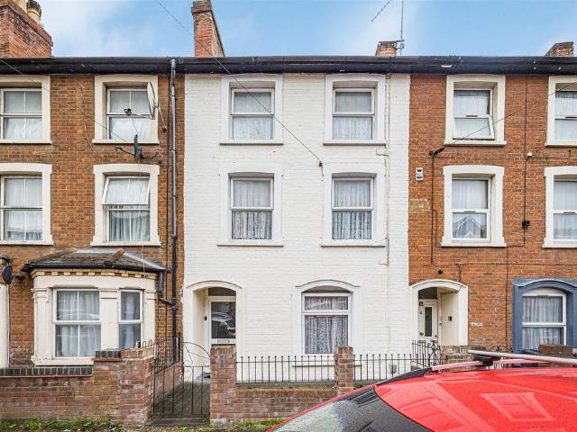 House for sale in Reading