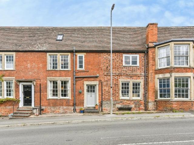 House for sale in Devizes, Wiltshire