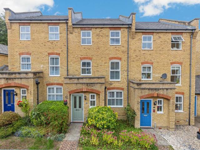 House for sale in Broadwater Down, Sandown Park