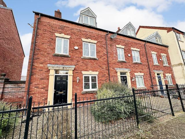 House for sale in Higher Bartle, Lancashire