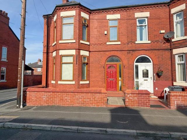 House for sale in Georgia, Greater Manchester