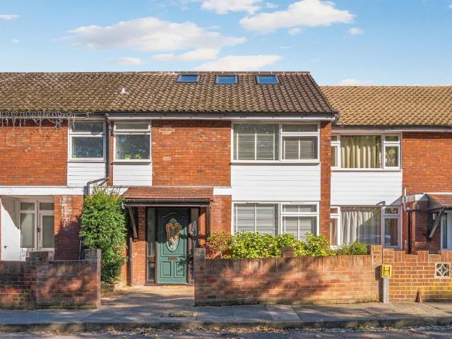 House for sale in London Borough of Merton, Isle Of Man
