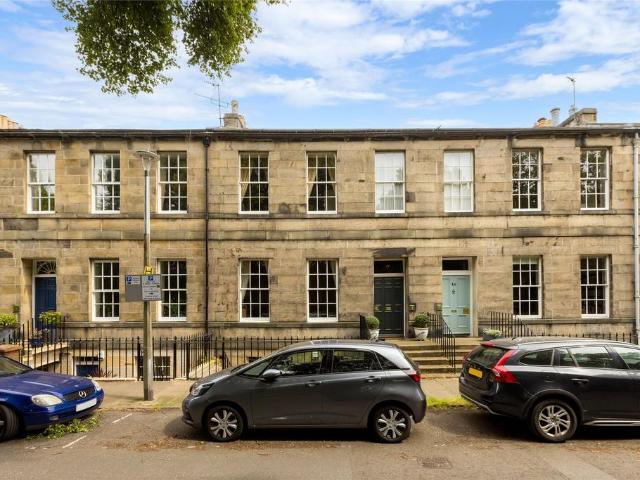 House for sale in Comely Bank, Scotland