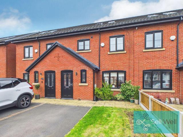 House for sale in Ellenbrook, Salford