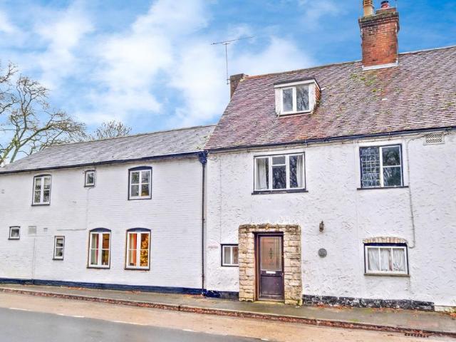 House for sale in St Ives, East Dorset