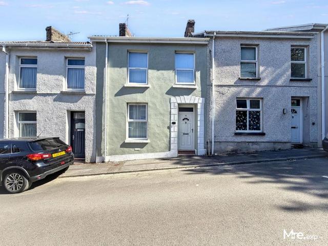 House for sale in Bigyn, Llanelli