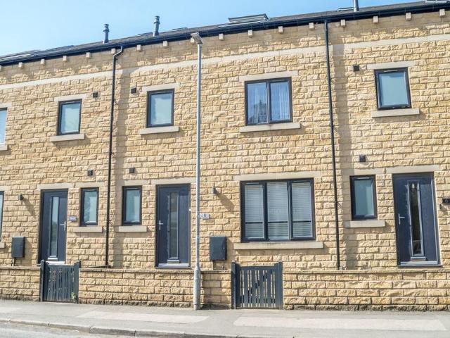 House for sale in Lower Hopton, Mirfield