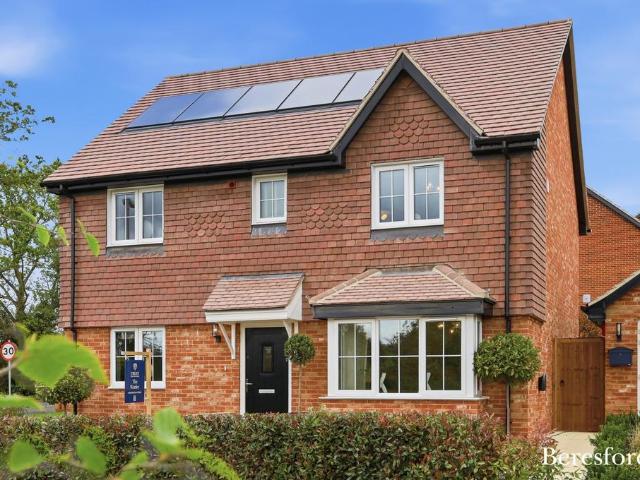 House for sale in Brook Street, Navestock Side