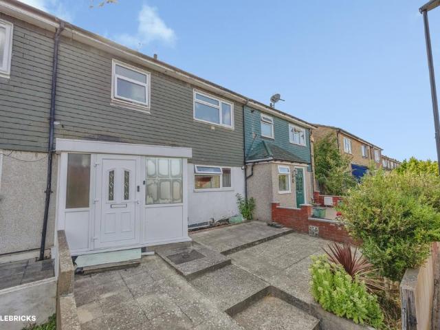 House for sale in Applegarth, Greater London