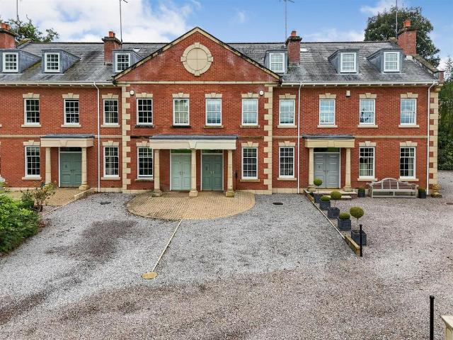 House for sale in Fell Lane
