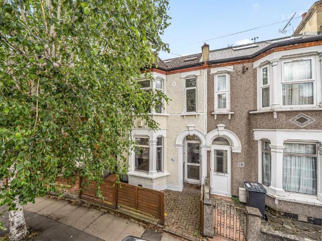 House for sale in London Borough of Lewisham, Greater London