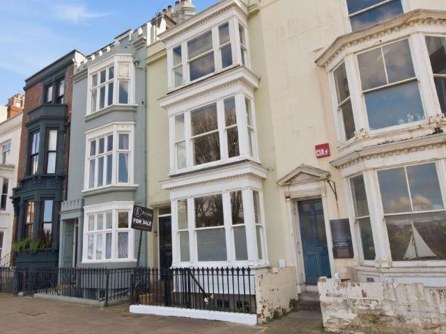 House for sale in Old Portsmouth, City Of Portsmouth