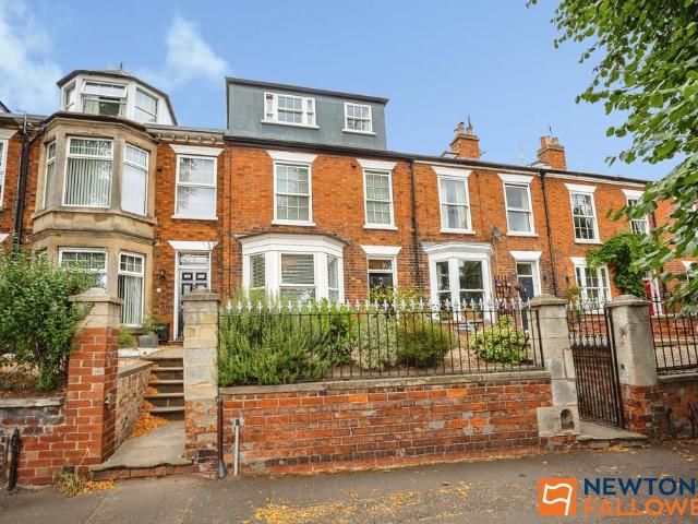 House for sale in Grantham, Barholm