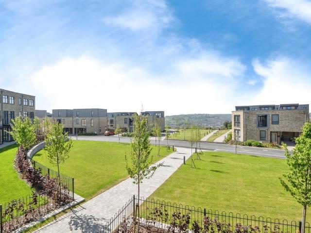 House for sale in Guston, Ash