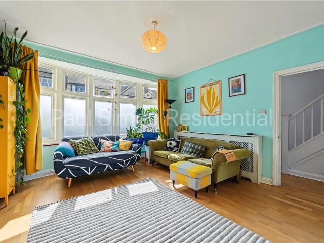 House for sale in Greater London
