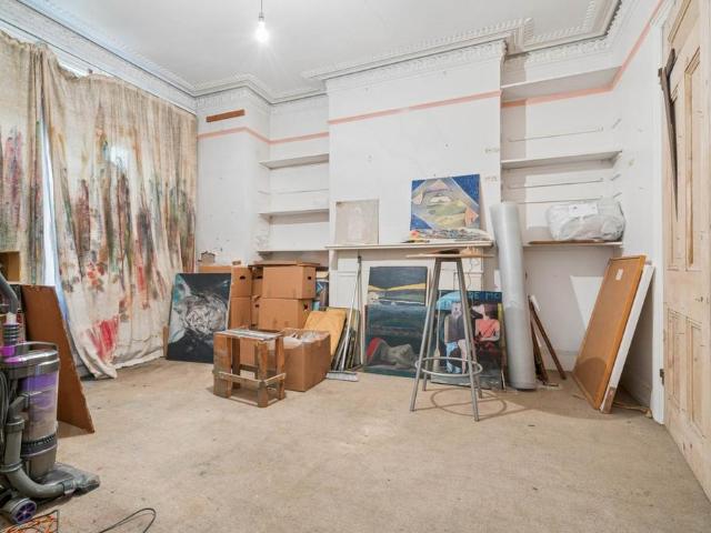 House for sale in Stockwell Park, Greater London