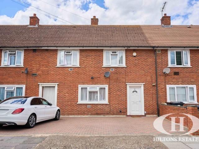 House for sale in London Borough of Hounslow, Greater London