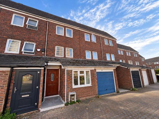 House for sale in London Borough of Newham, Greater London