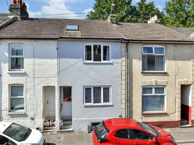 House for sale in Luton, Chatham