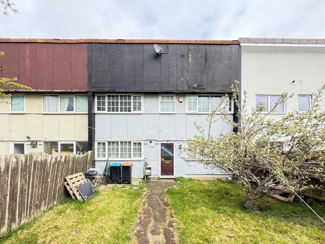 House for sale in Old Wolverton, Isle Of Man