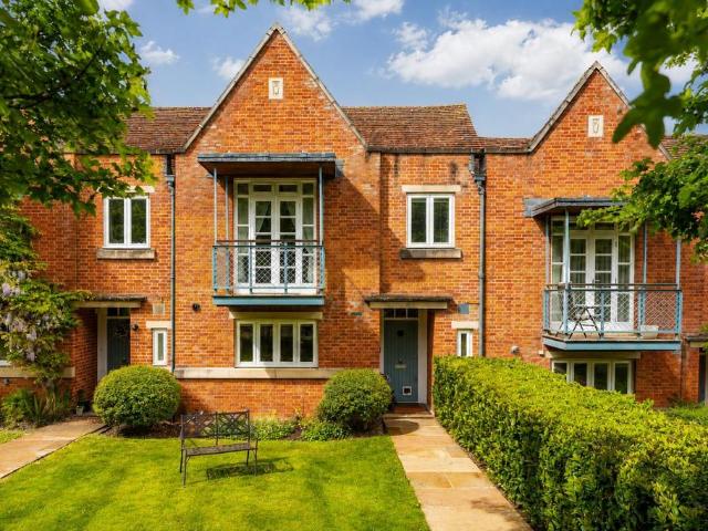House for sale in Hertford, Colliers End