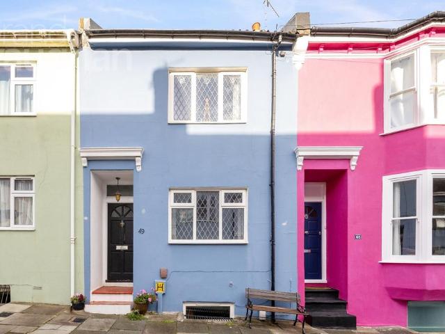 House for sale in Queen's Park, Brighton & Hove