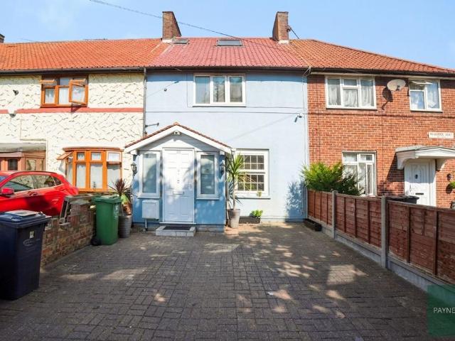 House for sale in Becontree, Greater London