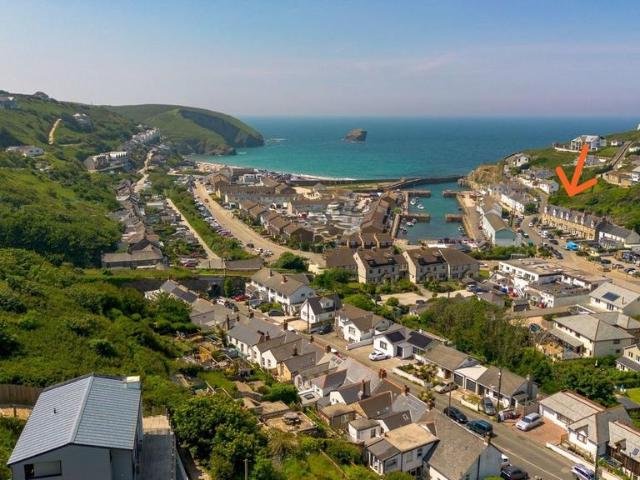 House for sale in Portreath, Cornwall