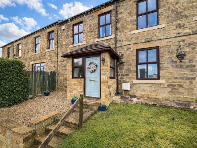House for sale in Hanging Heaton, Dewsbury