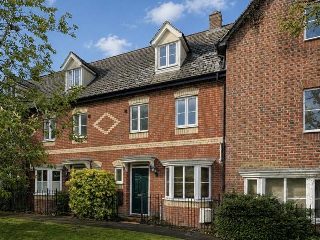 House for sale in Charlton, Dromore