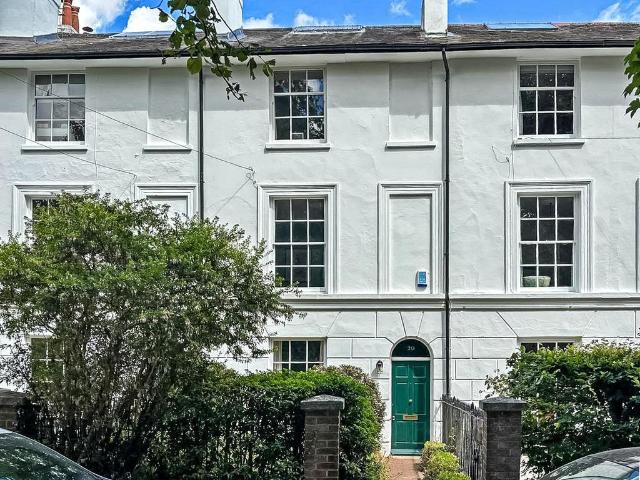 House for sale in Hampshire
