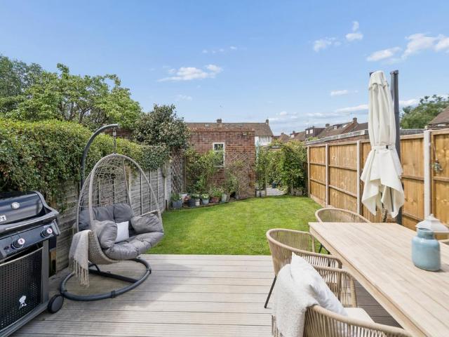House for sale in Lunnon, Buckinghamshire