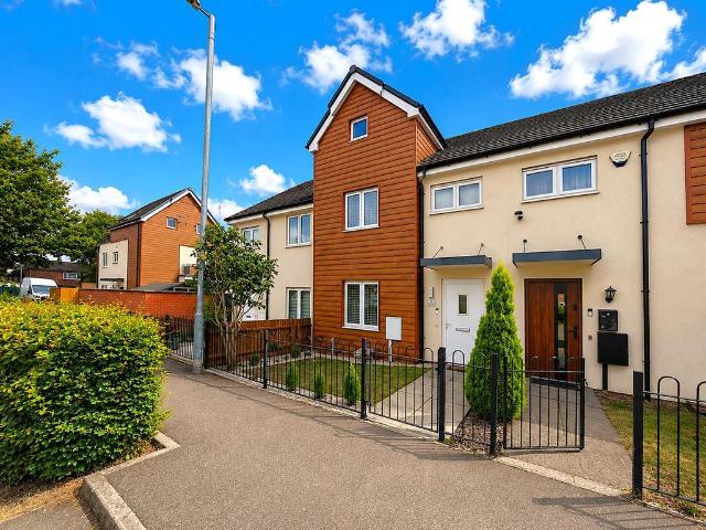 House for sale in Corby