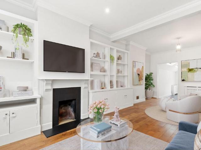 House for sale in Fulham, Greater London