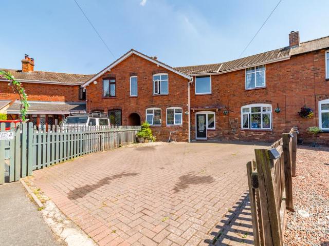 House for sale in Kettlebrook