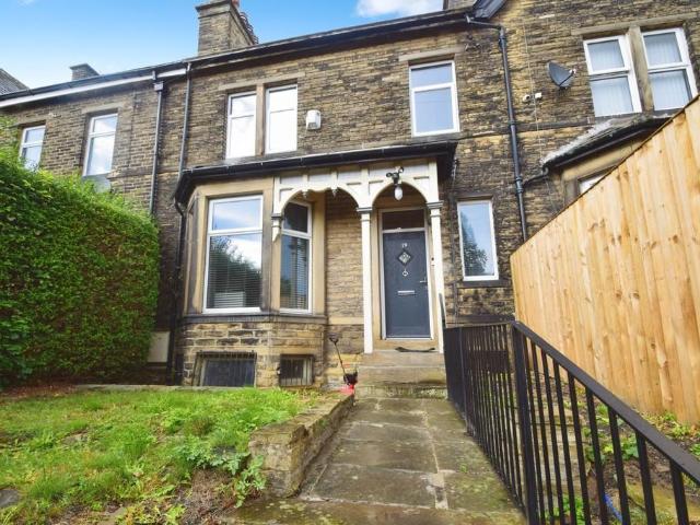 House for sale in Allerton, West Yorkshire