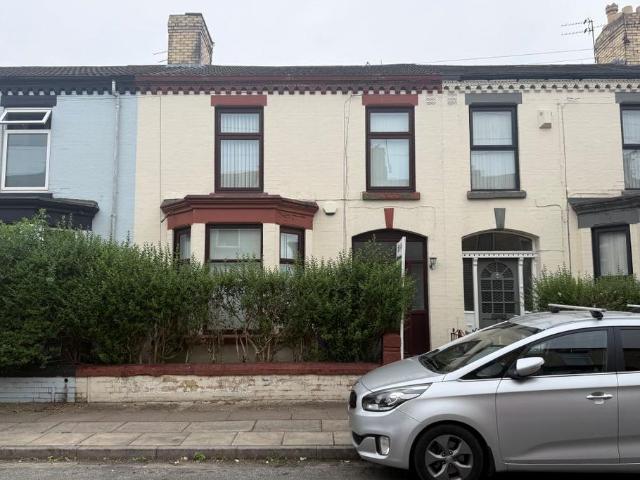 House for sale in Calderstones
